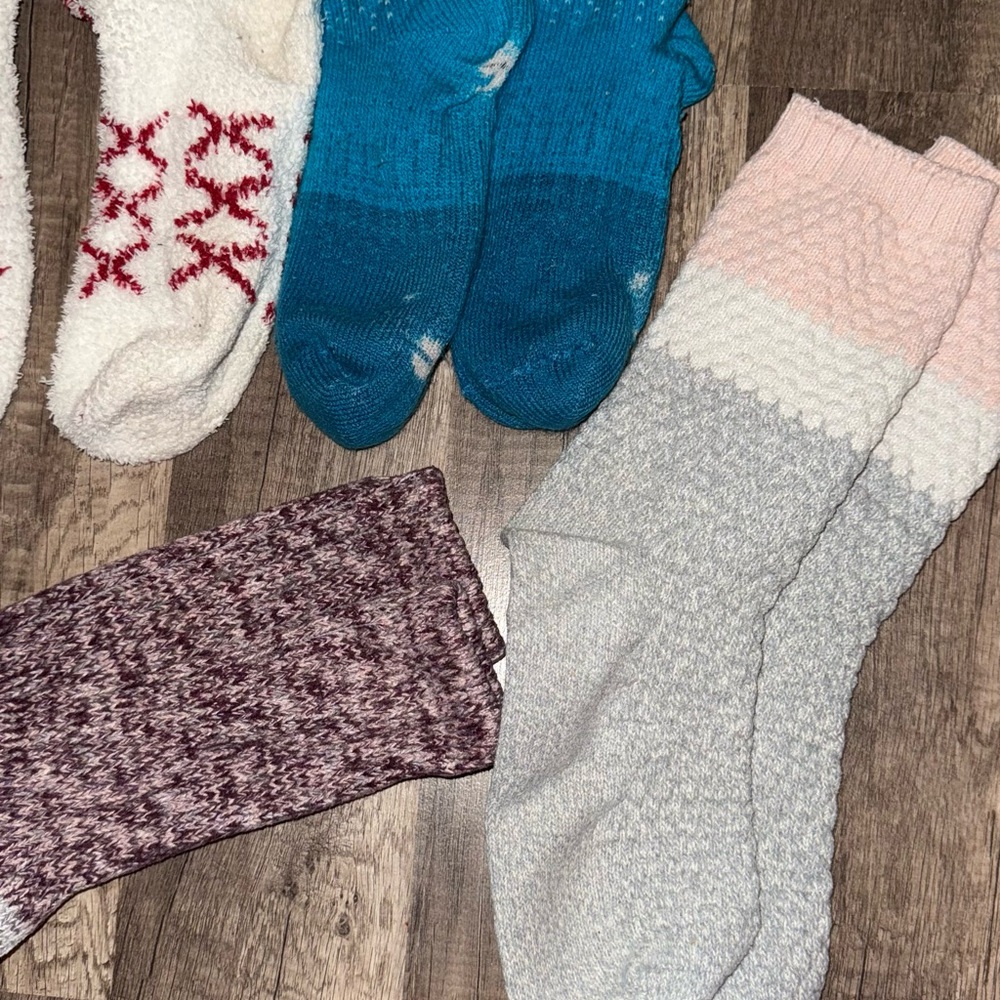 Assorted Winter Socks Collection - image 3
